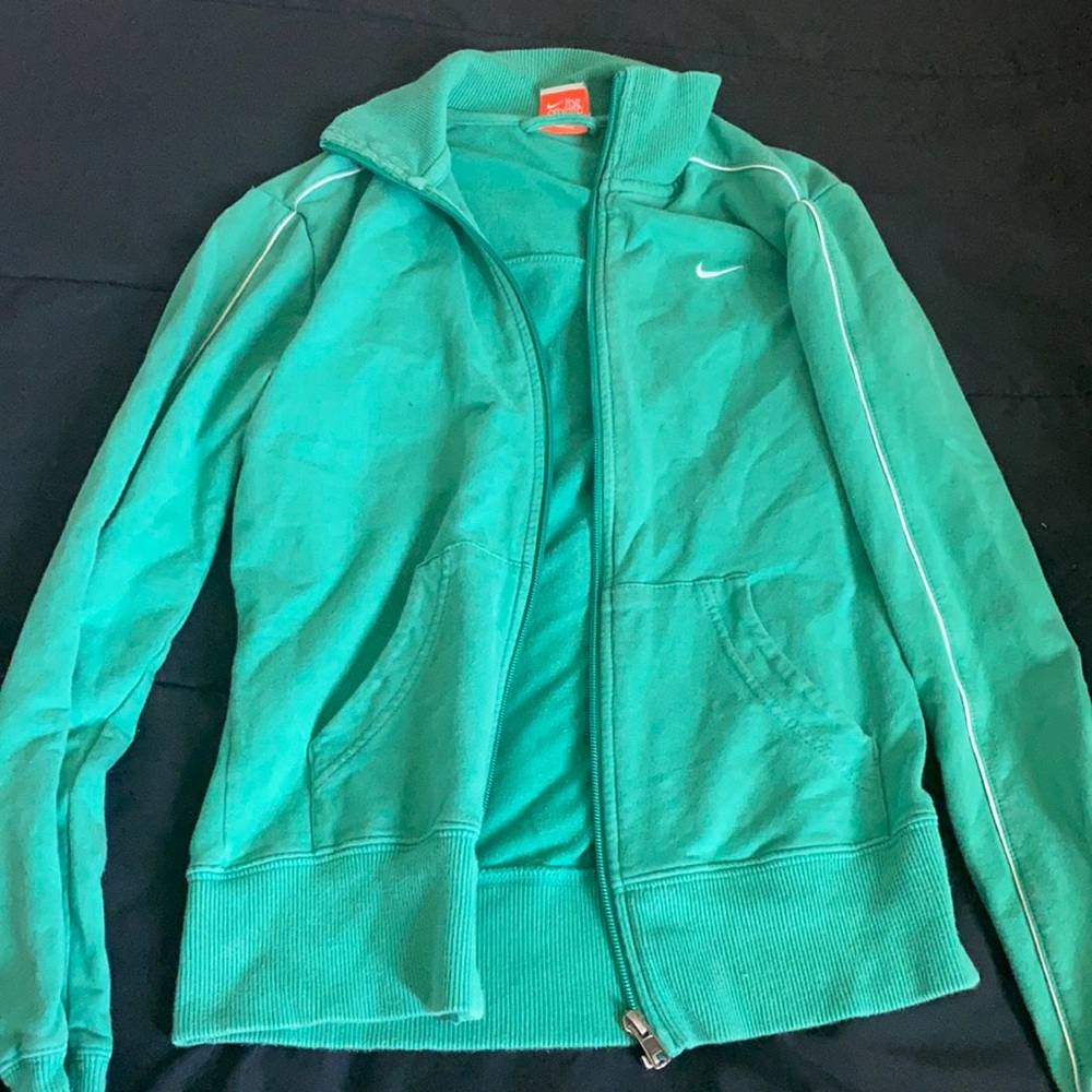 Nike sweater